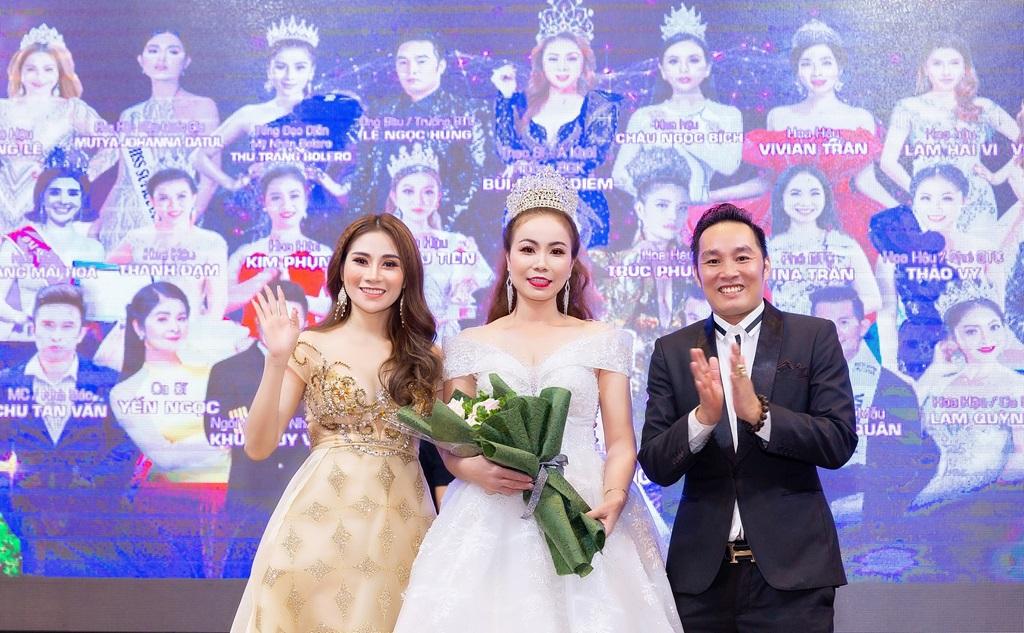 Ca sĩ Thu Trang - Hoa hậu Lina Hoàng - Ông Lê Ngọc Hưng