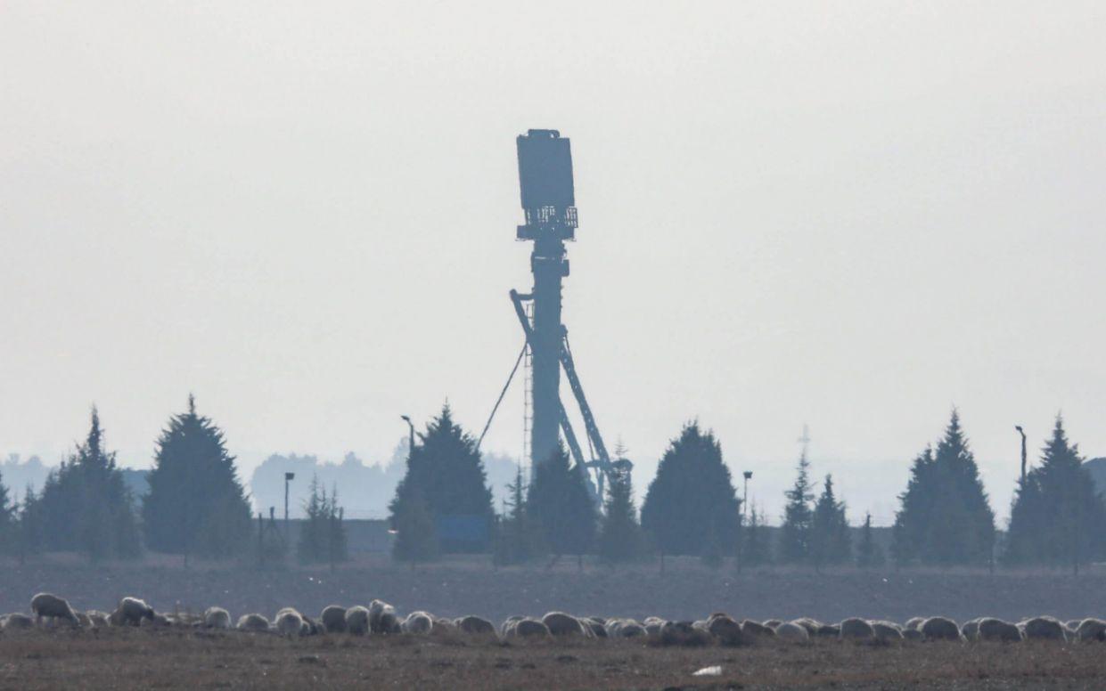 Hệ thống phòng không S-400 từ Nga đã được kích hoạt để thử nghiệm tại căn cứ không quân Murdet của Không quân Thổ Nhĩ Kỳ hôm 25/11.
