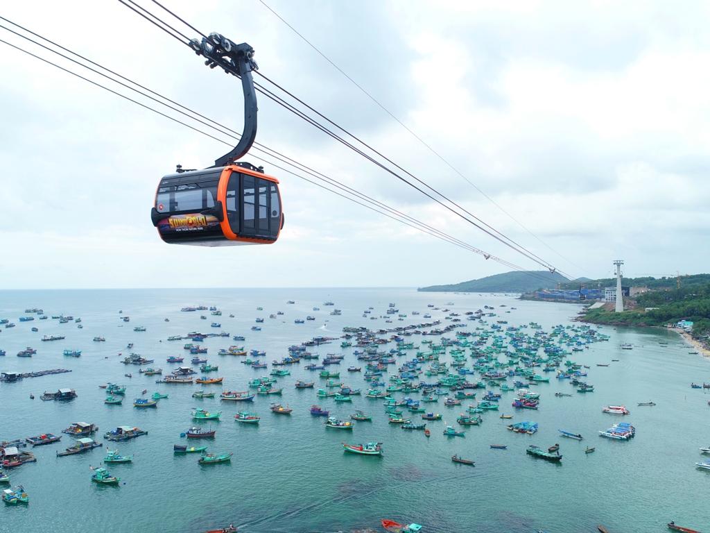Cáp treo Hòn Thơm dài nhất thế giới đưa Nam đảo trở thành tâm điểm du lịch của Phú Quốc