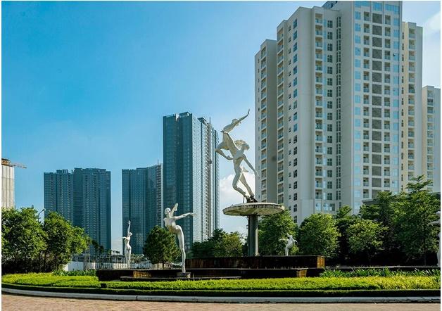 Người thu nhập cao thường có xu hướng chọn các căn hộ cao cấp ở những khu đất vàng của Thủ đô.