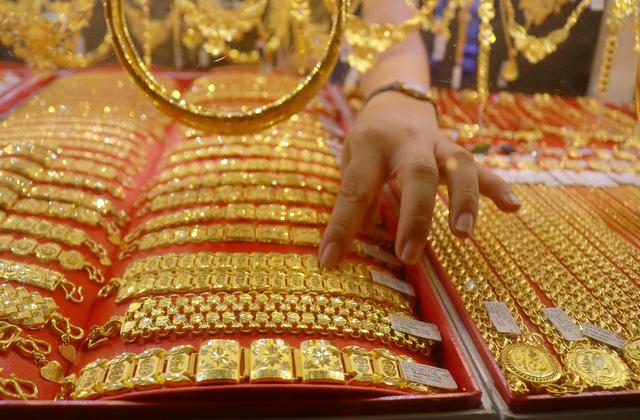 Giá vàng trong nước bật cao
