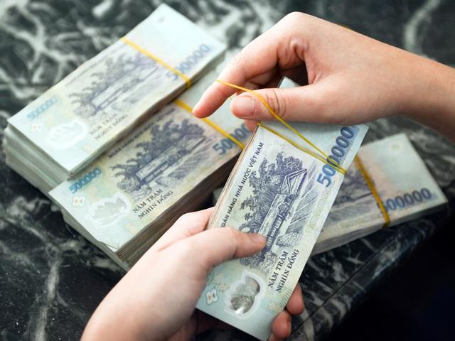 Mức thưởng Tết cao nhất tại TPHCM là 3,5 tỷ đồng.