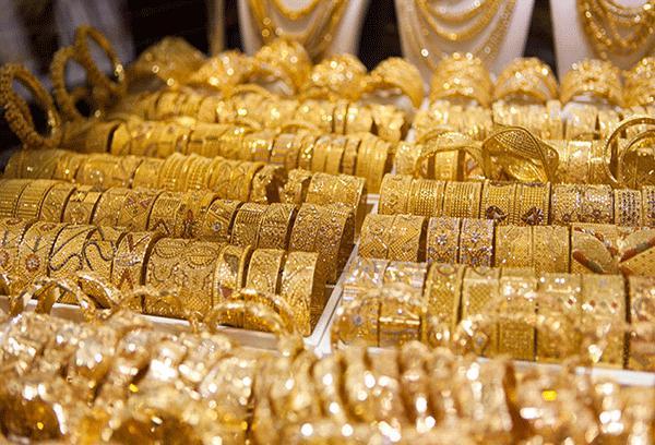 Giá vàng trong ngược chạy ngược chiều thế giới