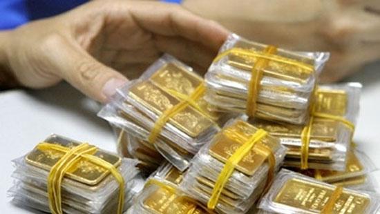 Giá vàng trong nước tăng mạnh mẽ theo thế giới