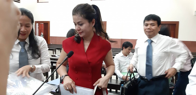 Lý do Viện Tối cao hoãn thi hành án vụ ly hôn Trung Nguyên - ảnh 2