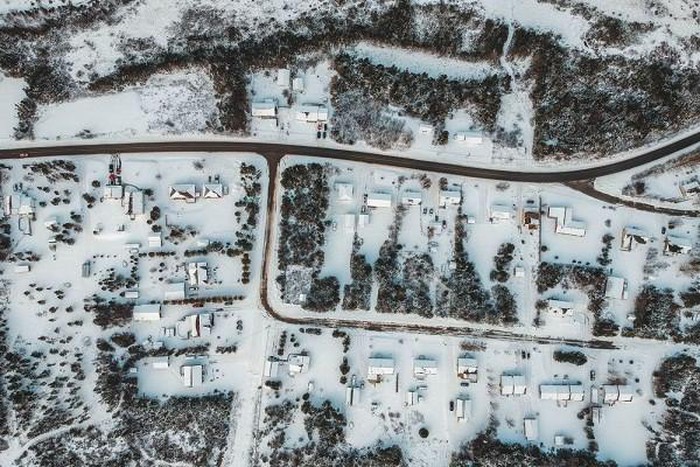 Bức ảnh chụp cộng đồng Saint George ở Canada nhìn từ trên cao.