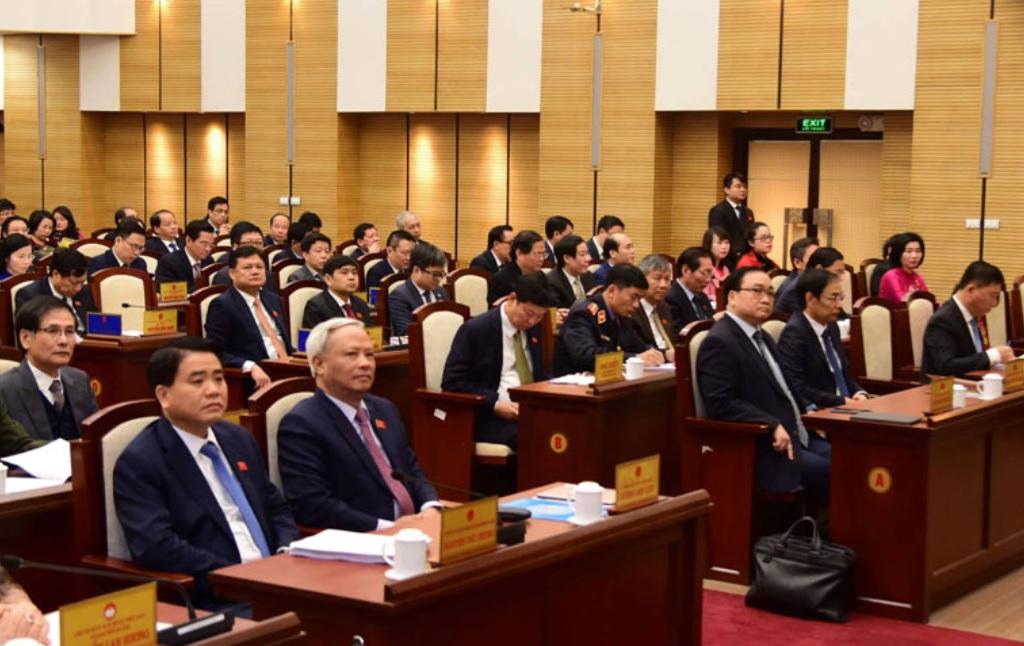Các đại biểu tham dự phiên họp sáng 3/11