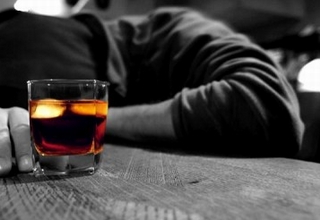 Năm 2012: Ngộ độc và tử vong do rượu tăng
