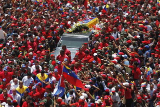  Xúc động tình cảm người dân Venezuela dành cho ông Chavez