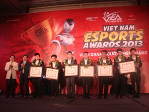 Vinh danh Thể thao điện tử Việt Nam VEA 2013