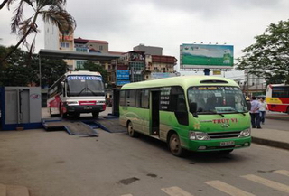 Hơn 30% xe khách ở Hà Nội không đạt chuẩn khí thải