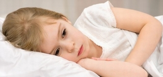 Nguyên nhân khiến trẻ em mắc bệnh mất ngủ