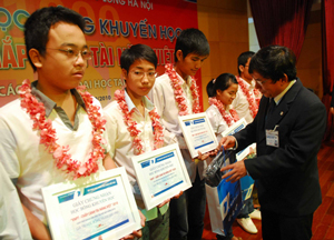 VNPT - 8 năm chắp cánh tài năng Việt