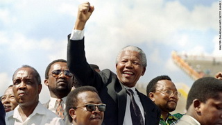 Sức khỏe của ông Nelson Mandela đang “nguy kịch”