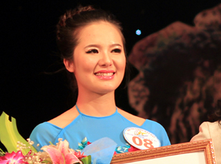 Thùy Dung đoạt giải Nhất Tiếng hát truyền hình Quảng Ninh