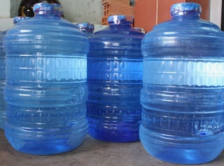 5 loại nước đóng chai nhiễm khuẩn gây tiêu chảy