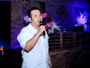 Ông bầu Quang Huy làm phim về showbiz