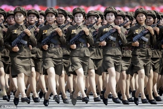  Ngắm những nữ chiến binh dũng mãnh của Kim Jong Un