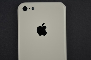 iPhone 5C “giá rẻ” khởi điểm hơn 10 triệu đồng