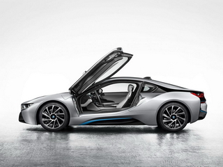 Lộ ảnh siêu xe điện BMW i8