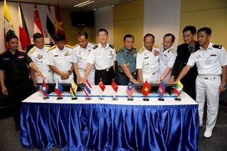 Biển Đông: Hải quân ASEAN nhất trí, đồng lòng
