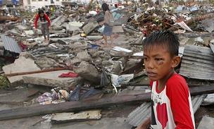 Những chuyện kinh hoàng trong siêu bão Haiyan