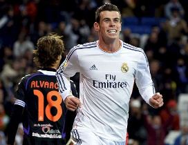 Bale lập cú hat-trick hoàn hảo nhất thế kỷ 21