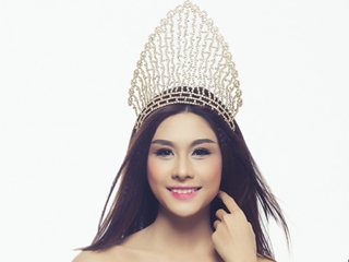 &quot;Nữ hoàng Trang sức&quot; Hương Trâm dự thi Hoa hậu Quốc tế 2013