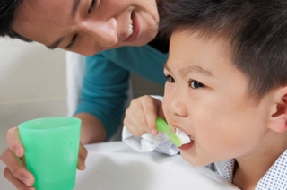 Cách chăm sóc răng cho trẻ thế nào là đúng?