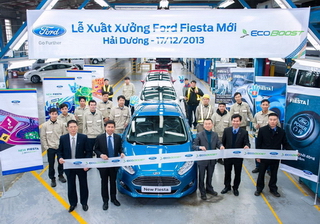 Ford xuất xưởng Fiesta EcoBoost đầu tiên tại Việt Nam