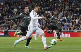 Real Madrid - Villareal: Hiểm họa từ &quot;Tàu ngầm vàng&quot;