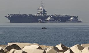 Hải quân Iran dọa đánh chìm tàu chiến Mỹ