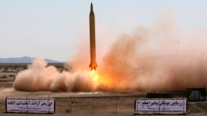 Iran thử thành công tên lửa đạn đạo tầm xa mới