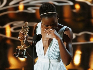 Những khoảnh khắc xúc động tại Oscar 2014