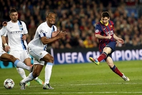Messi phá kỷ lục ghi bàn tại Champions League