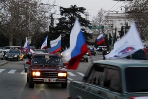 Người dân Crimea đi bỏ phiếu, quyết định vận mệnh
