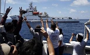 Biển Đông: Trung Quốc nổi đóa đe dọa Philippines