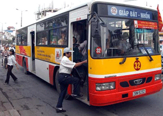 Hà Nội đồng ý tăng giá vé xe buýt từ 10 - 40%