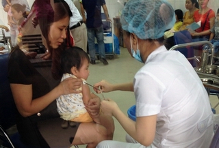Hà Nội: Tiêm miễn phí vắcxin sởi cho trẻ nhỏ từ 20/4