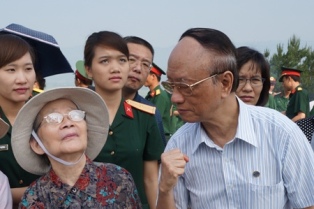 Gặp người thân cố vấn quân sự Trung Quốc tại Điện Biên