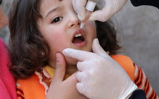 WHO: Bệnh bại liệt lây lan ở mức nguy cấp!