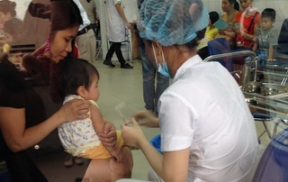 Hà Nội: Thành lập 5 đoàn kiểm tra công tác tiêm vắc xin sởi