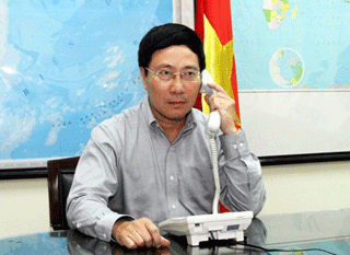Phó Thủ tướng Phạm Bình Minh yêu cầu Trung Quốc rút giàn khoan