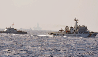 Trung Quốc cử 69 tàu bảo vệ giàn khoan, chủ động đâm tàu Việt Nam