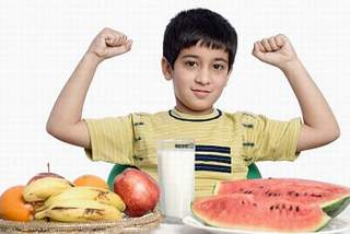Những nhóm thực phẩm cần bổ sung cho trẻ vào mùa hè