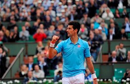 Djokovic, Federer dễ dàng vào vòng 3 Roland Garros