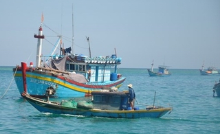 Phát động chương trình “Ngành Y tế cùng ngư dân bám biển”