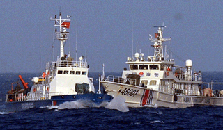 Tàu Trung Quốc ngăn cản tàu Kiểm ngư giúp đỡ ngư dân