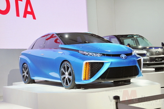 Toyota sắp ra xe mới chạy pin nhiên liệu sạch