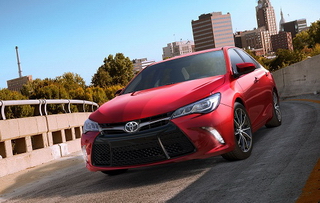 Toyota Camry 2015 sẽ có bản cao cấp